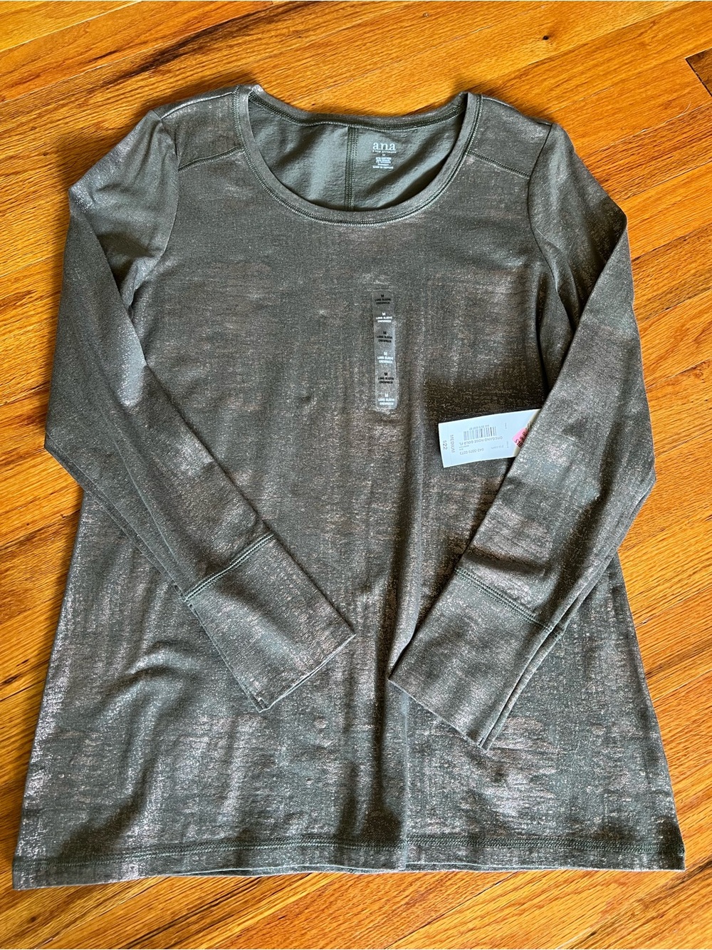 a.n.a Metallic Long Sleeve Top in Shimmering Gray